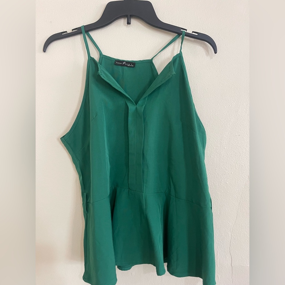 Green Sleeveless top